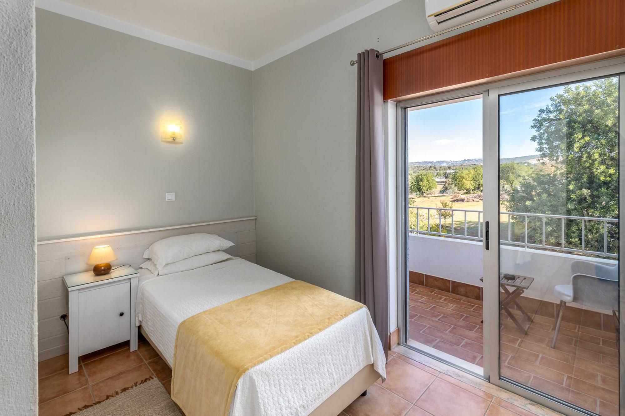 Guest House Oliveira Boliqueime Kültér fotó